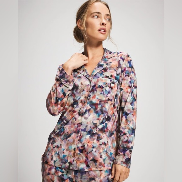 Soma Cool Nights Long-Sleeve Collar PJ Top - size L - Petal Mosaic Petrol - NWT - Picture 1 of 5
